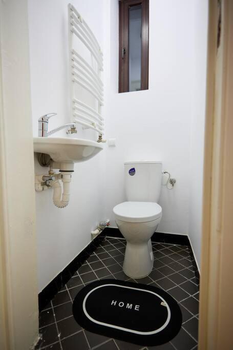 Caragiale Apartment Bukares Bagian luar foto