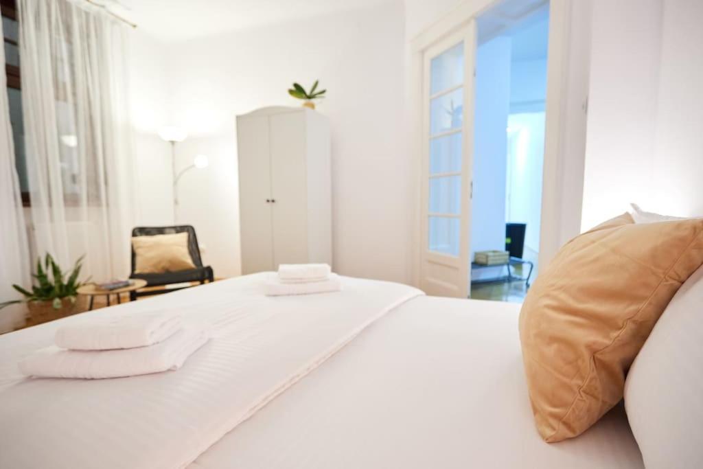 Caragiale Apartment Bukares Bagian luar foto